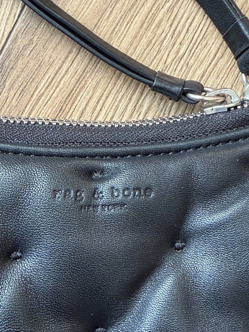 Rag & Bone Riser Women's Black Leather Hobo Crossbody/ Shoulder Bag - Picture 4 of 14